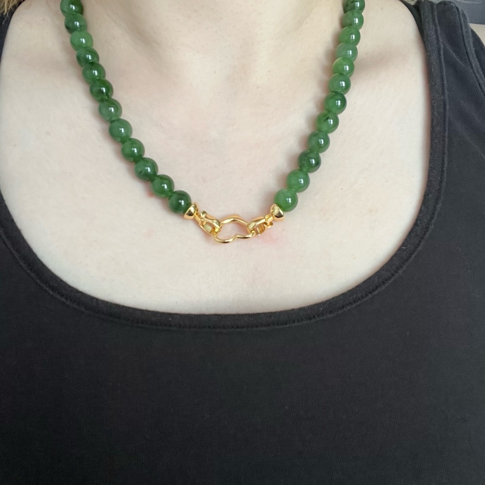 Elegant Green Jade Necklace
